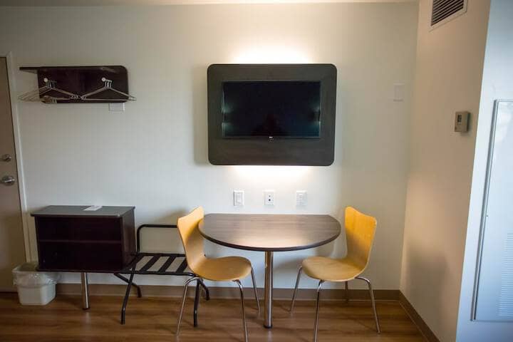 Room 28 of 47