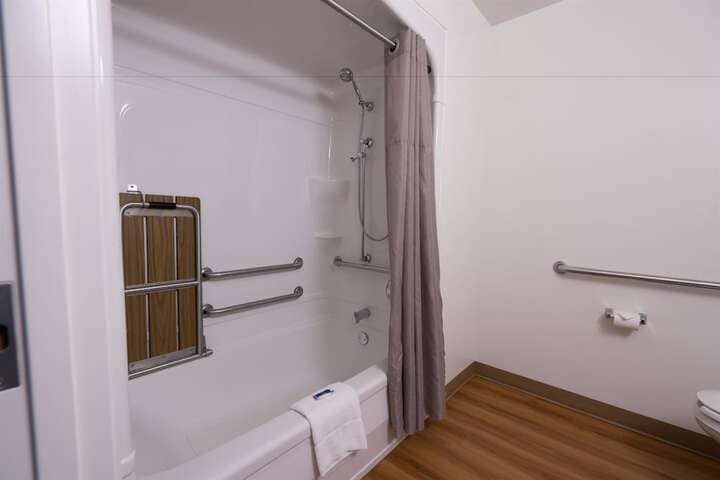 Room 41 of 47
