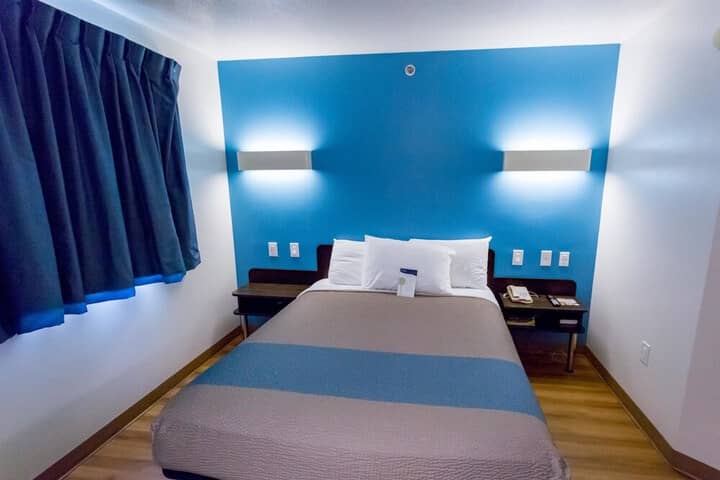 Room 21 of 47